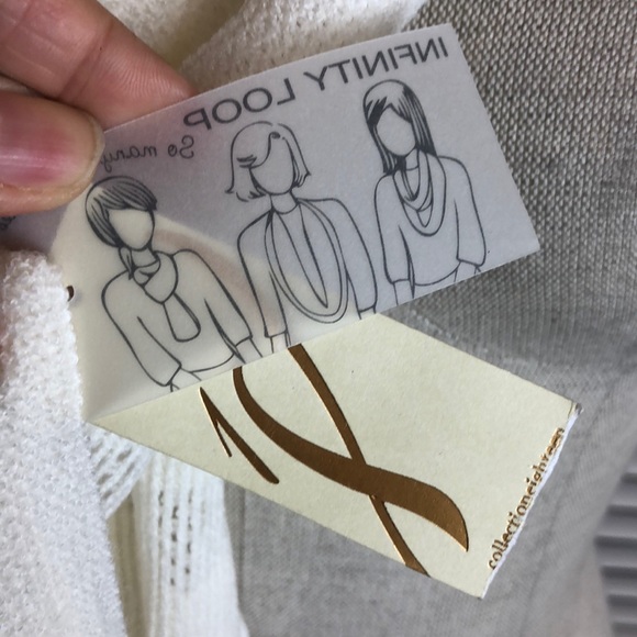 NEW Cream infinity knitted scarf. - Picture 4 of 6